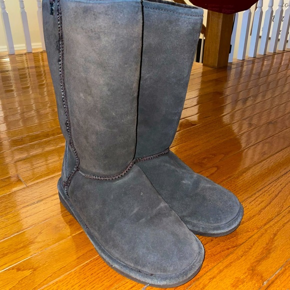 Charcoal Bearpaw Boots - Picture 1 of 8